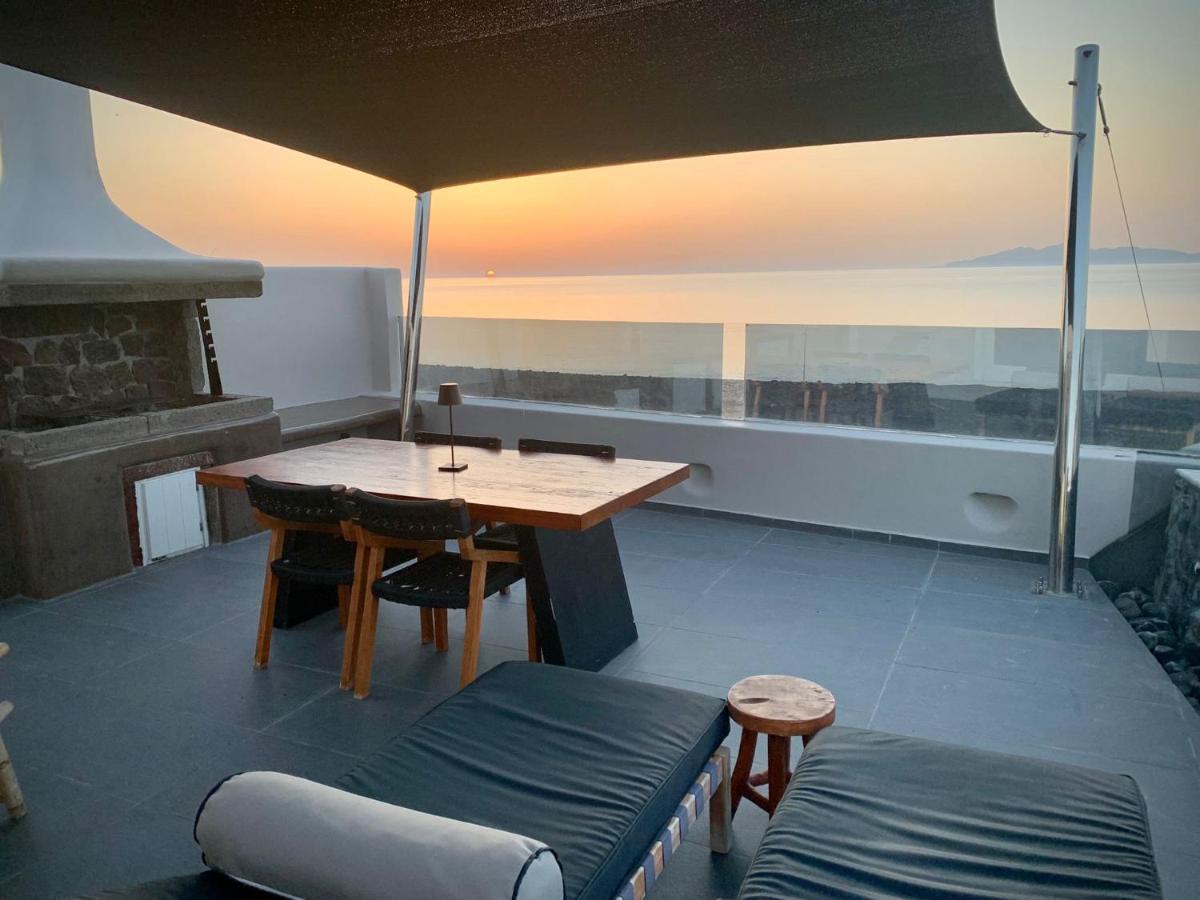 Incognito Beach Villa Santorini Kamári Exteriör bild