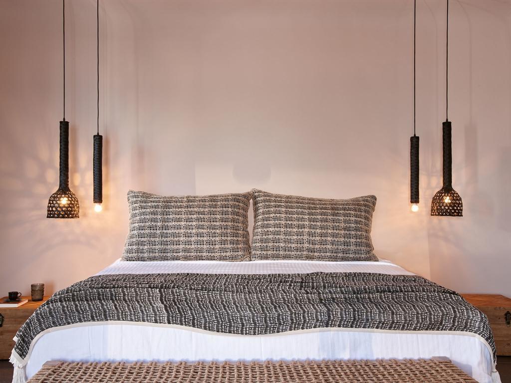 Incognito Beach Villa Santorini Kamári Exteriör bild