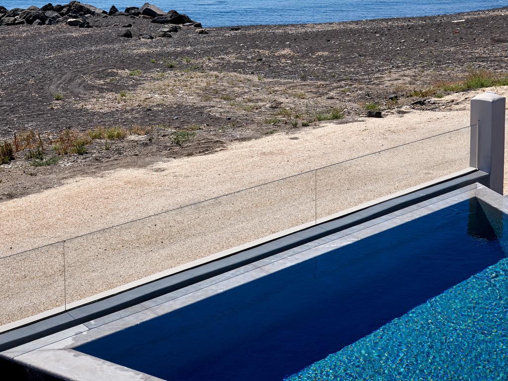 Incognito Beach Villa Santorini Kamári Exteriör bild